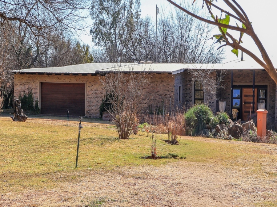 4 Bedroom Property for Sale in Potchefstroom Rural North West